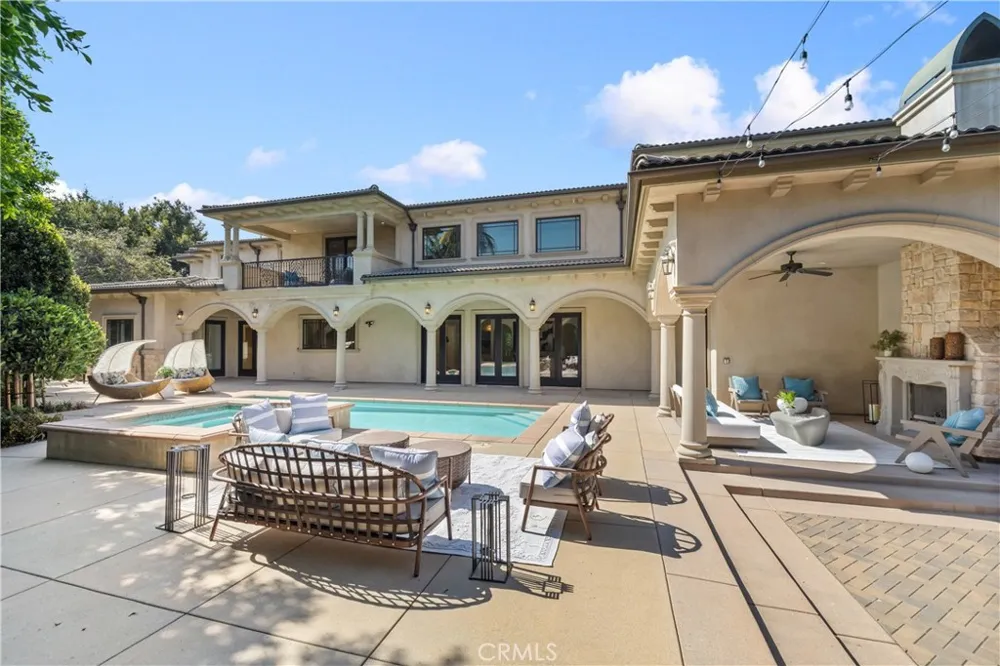 800 Hampton Road Arcadia, CA 91006