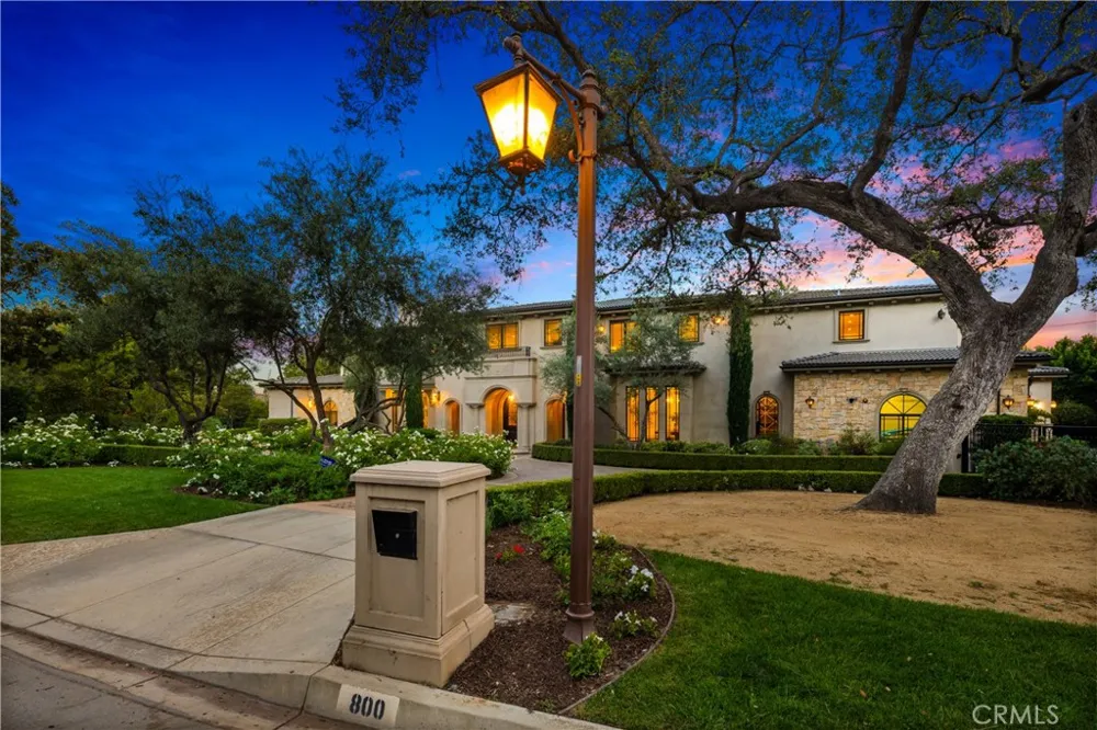 800 Hampton Road Arcadia, CA 91006