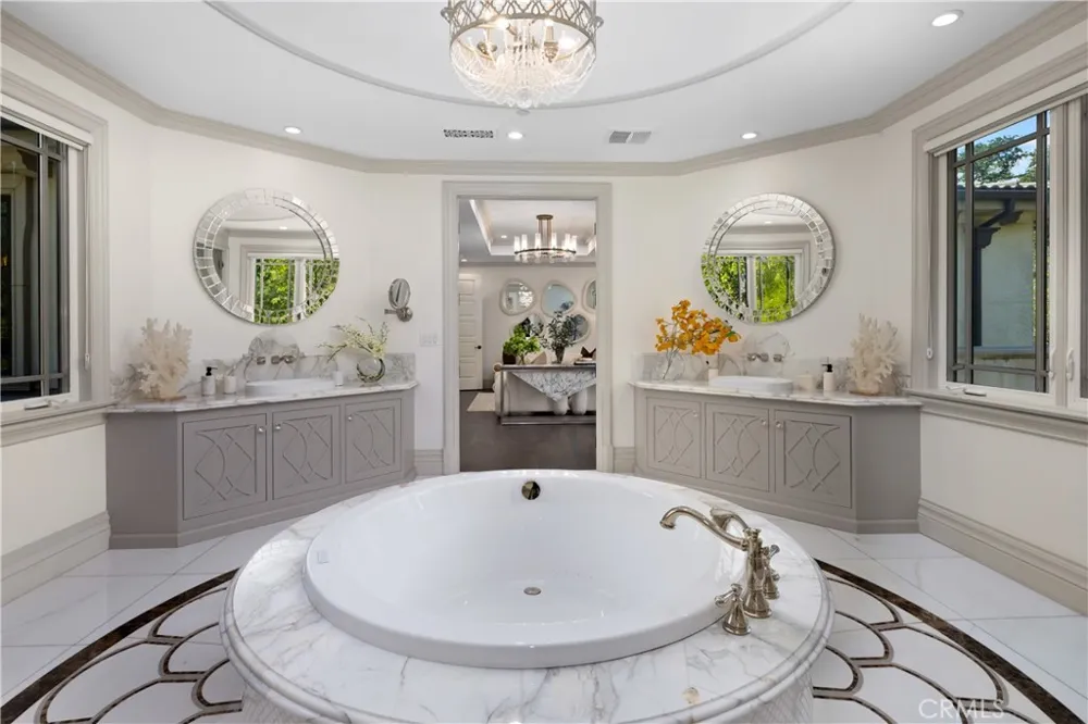 800 Hampton Road Arcadia, CA 91006
