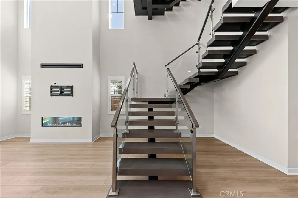 1115 poppy court Montebello, CA 90640