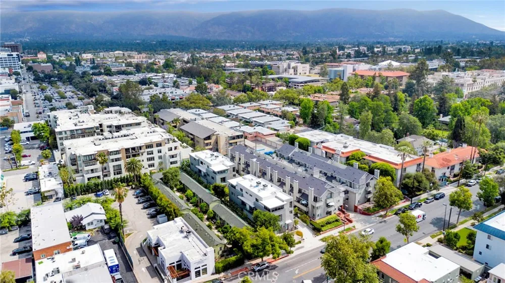 941 E California Boulevard #1 Pasadena, CA 91106