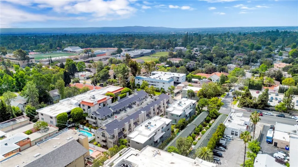 941 E California Boulevard #1 Pasadena, CA 91106