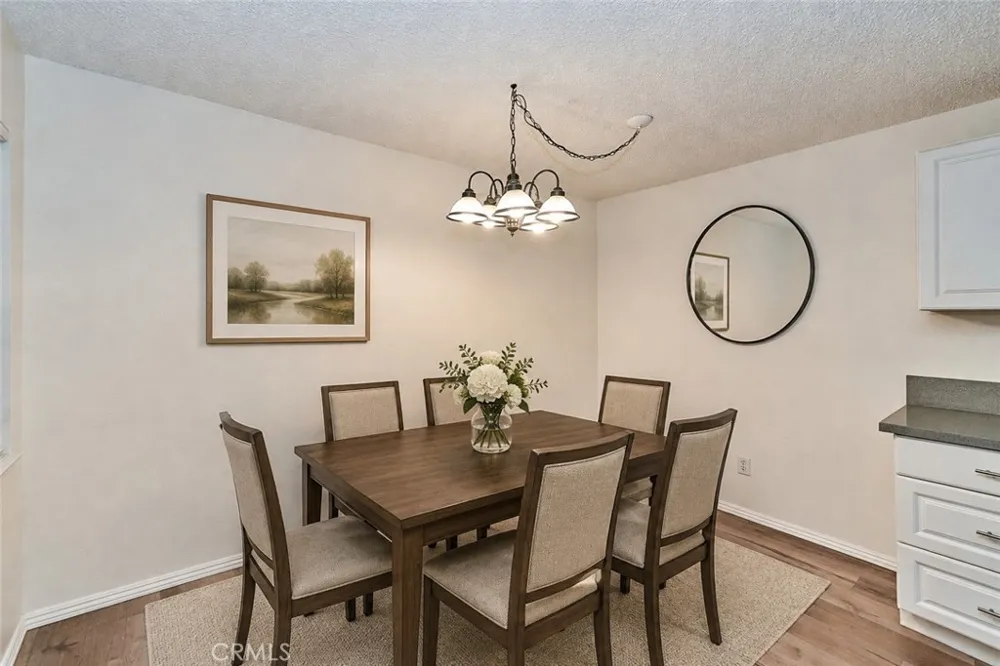 26200 Redlands #5 Redlands, CA 92373