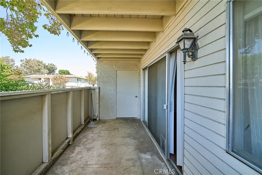 26200 Redlands #5 Redlands, CA 92373
