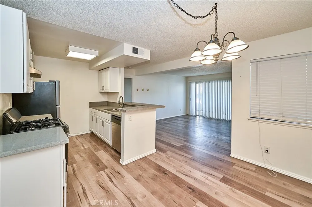 26200 Redlands #5 Redlands, CA 92373