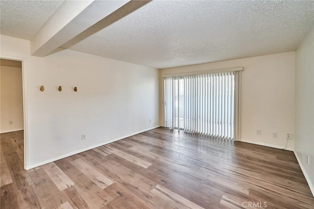26200 Redlands #5 Redlands, CA 92373