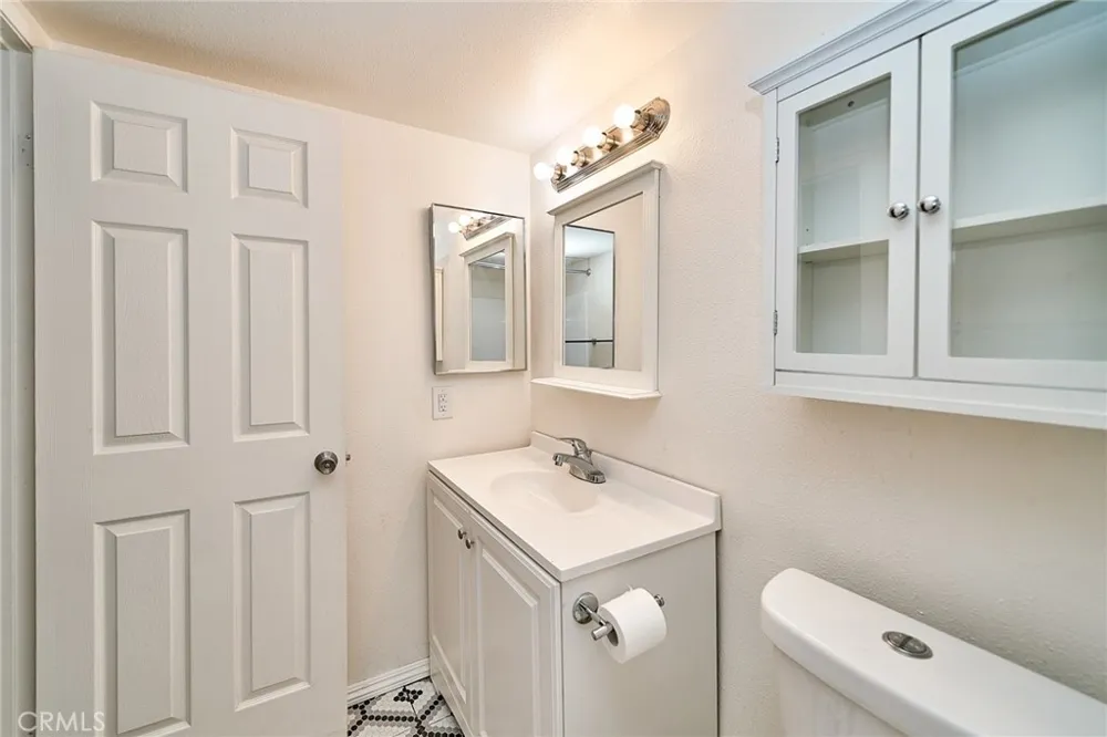 26200 Redlands #5 Redlands, CA 92373