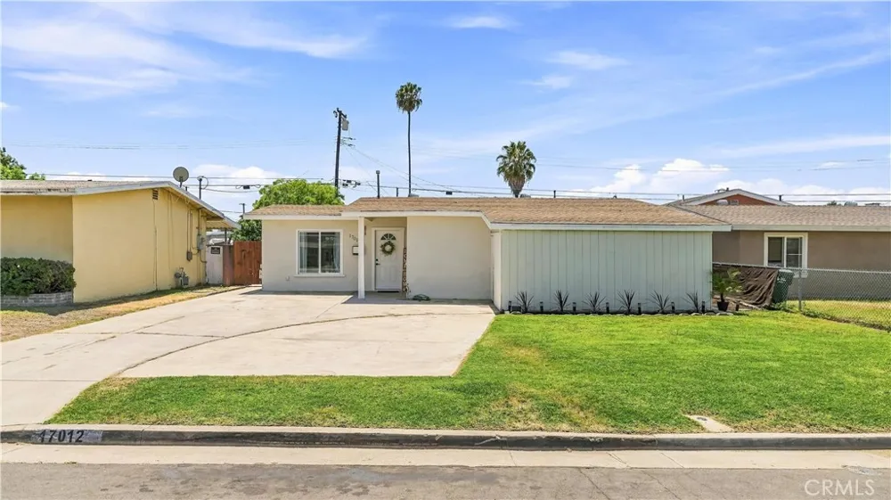 17012 E Benwood Covina, CA 91722