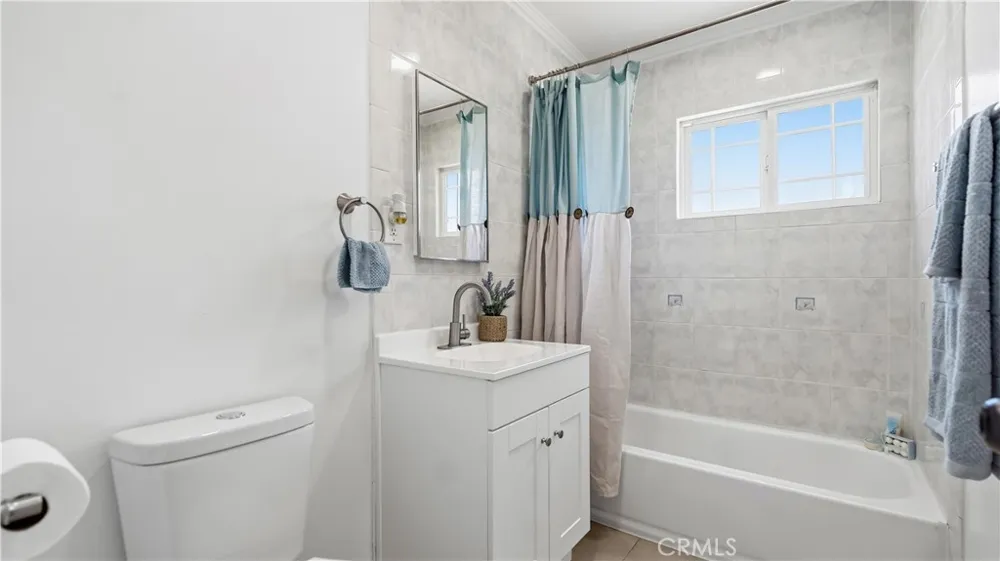 17012 E Benwood Covina, CA 91722