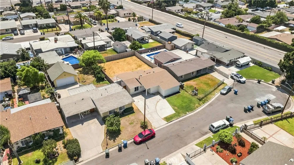 17012 E Benwood Covina, CA 91722