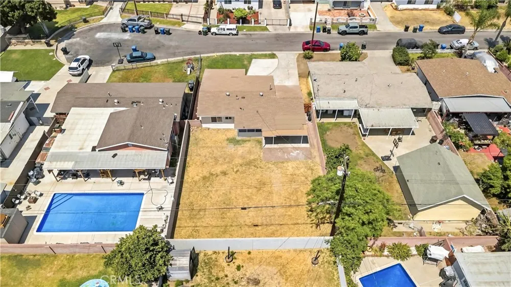 17012 E Benwood Covina, CA 91722