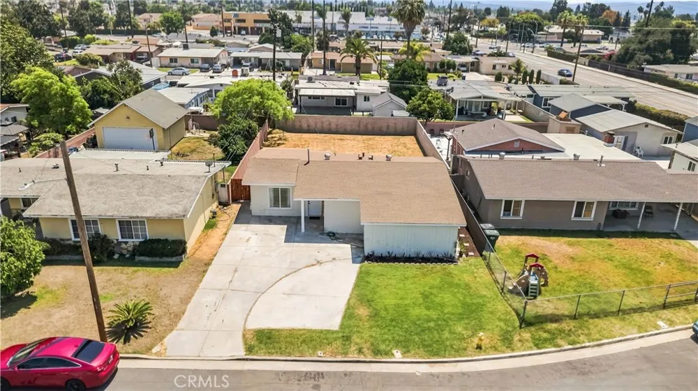 17012 E Benwood Covina, CA 91722