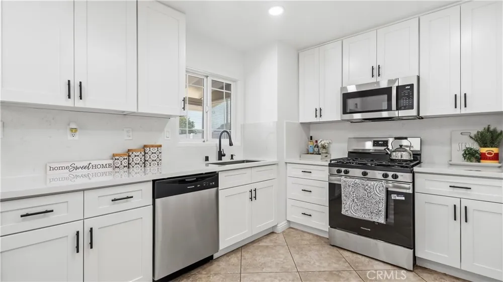 17012 E Benwood Covina, CA 91722