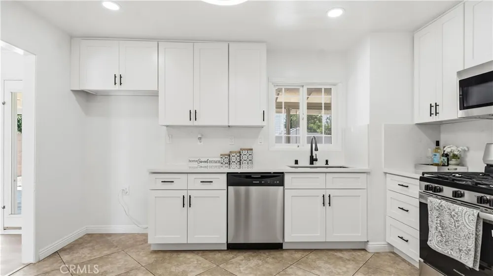 17012 E Benwood Covina, CA 91722