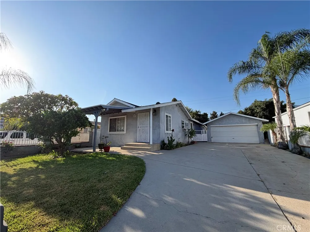 129 E Pomona Monrovia, CA 91016