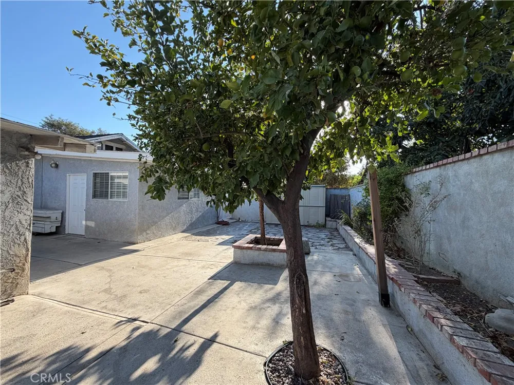 129 E Pomona Monrovia, CA 91016
