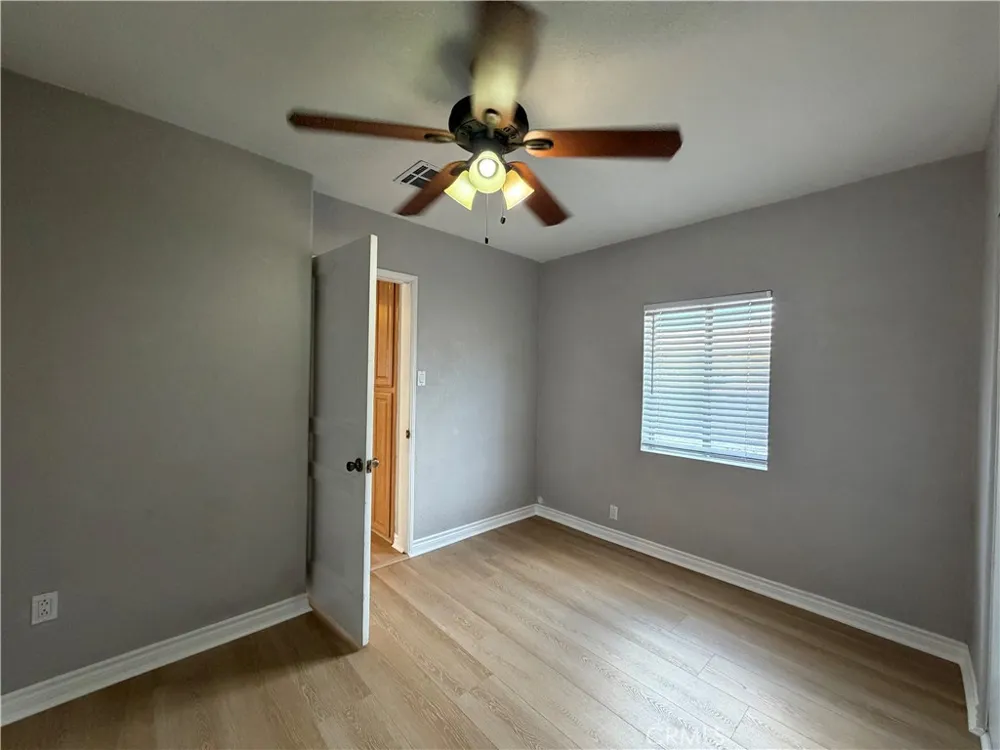 129 E Pomona Monrovia, CA 91016