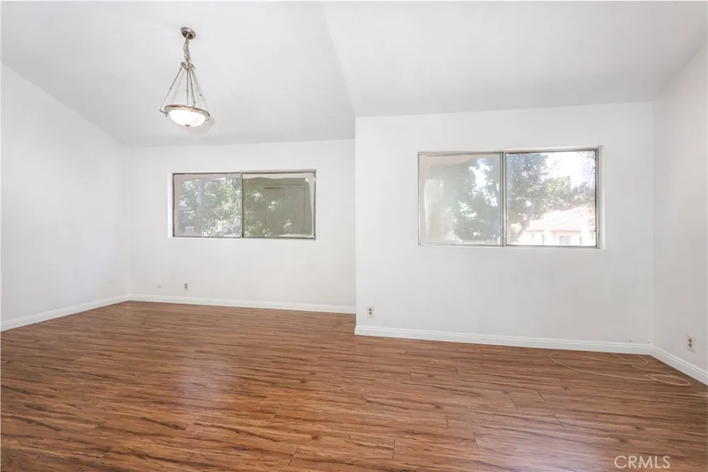 1842 Rosebrook Rosemead, CA 91770