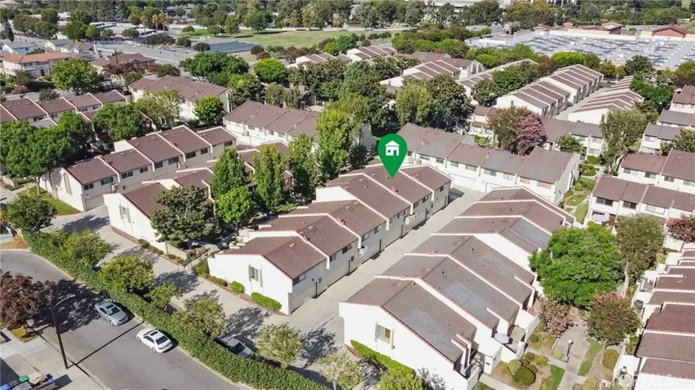1842 Rosebrook Rosemead, CA 91770