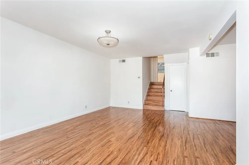 1842 Rosebrook Rosemead, CA 91770