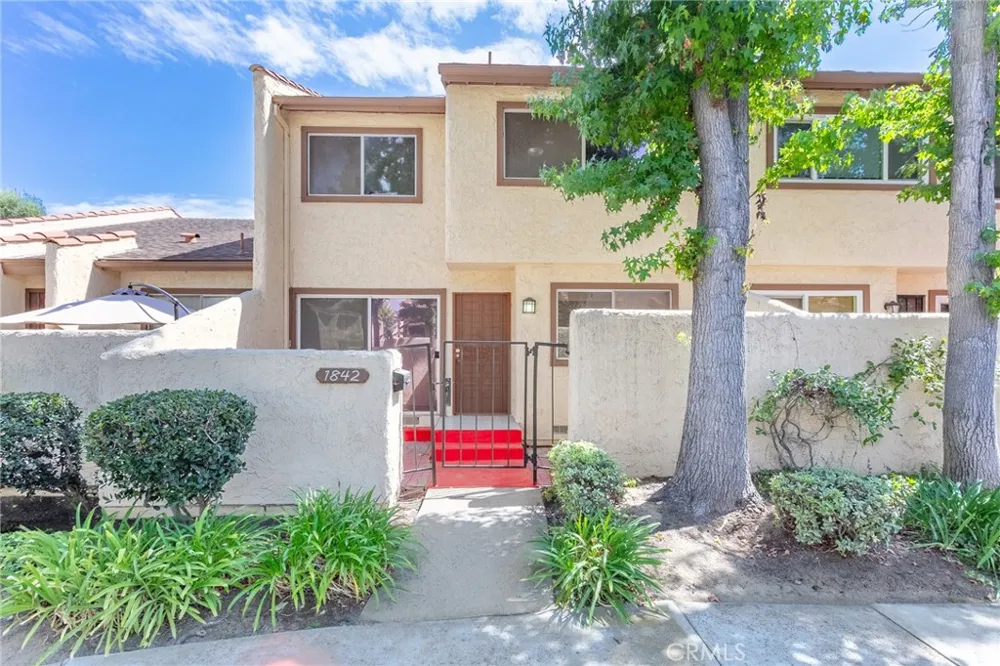 1842 Rosebrook Rosemead, CA 91770