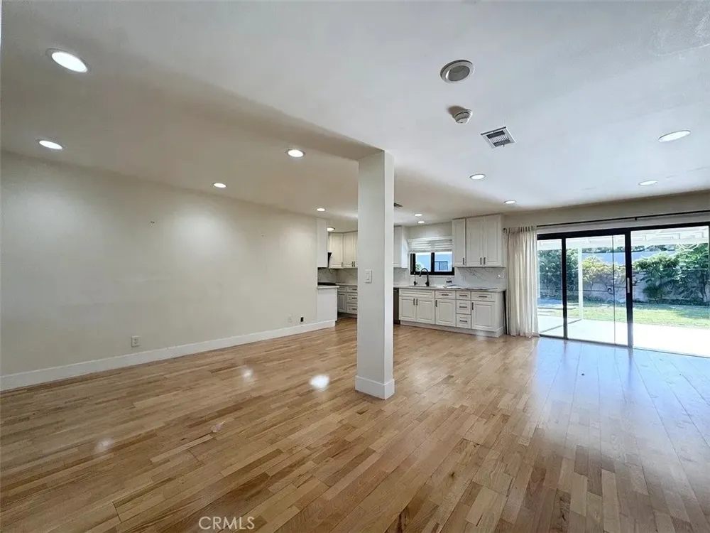 2215 El Monte Arcadia, CA 91007