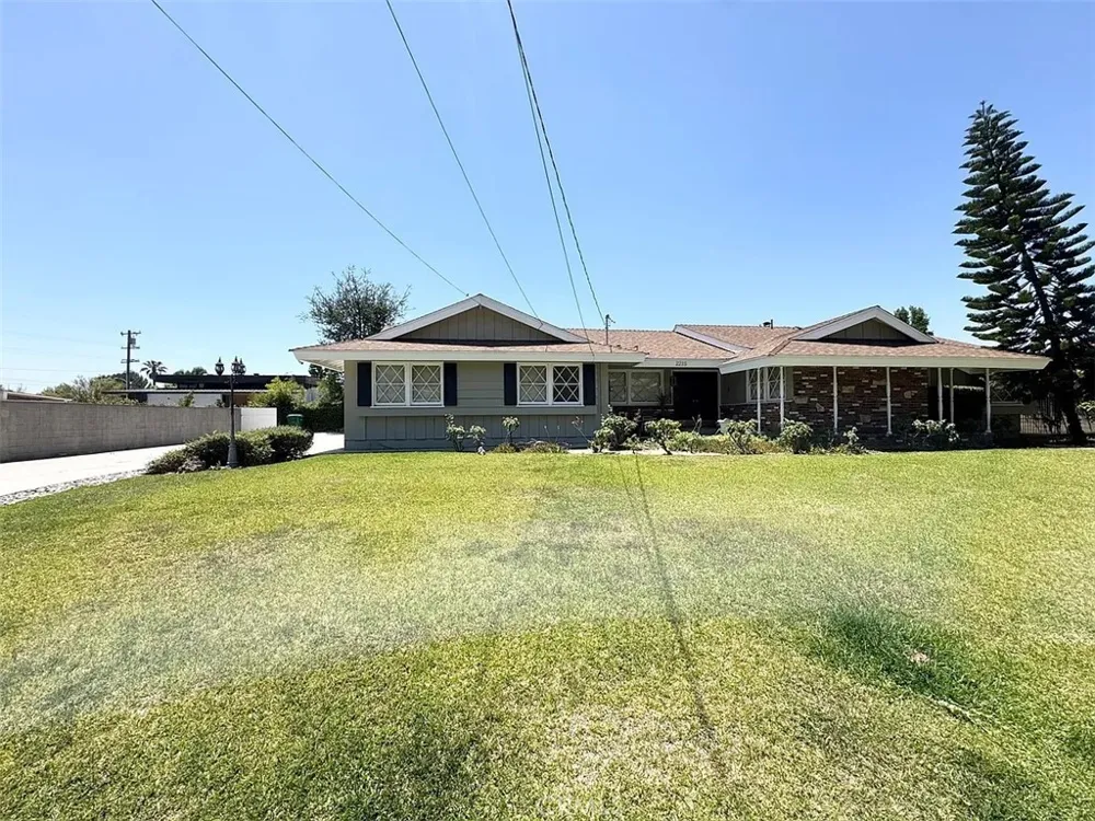 2215 El Monte Arcadia, CA 91007