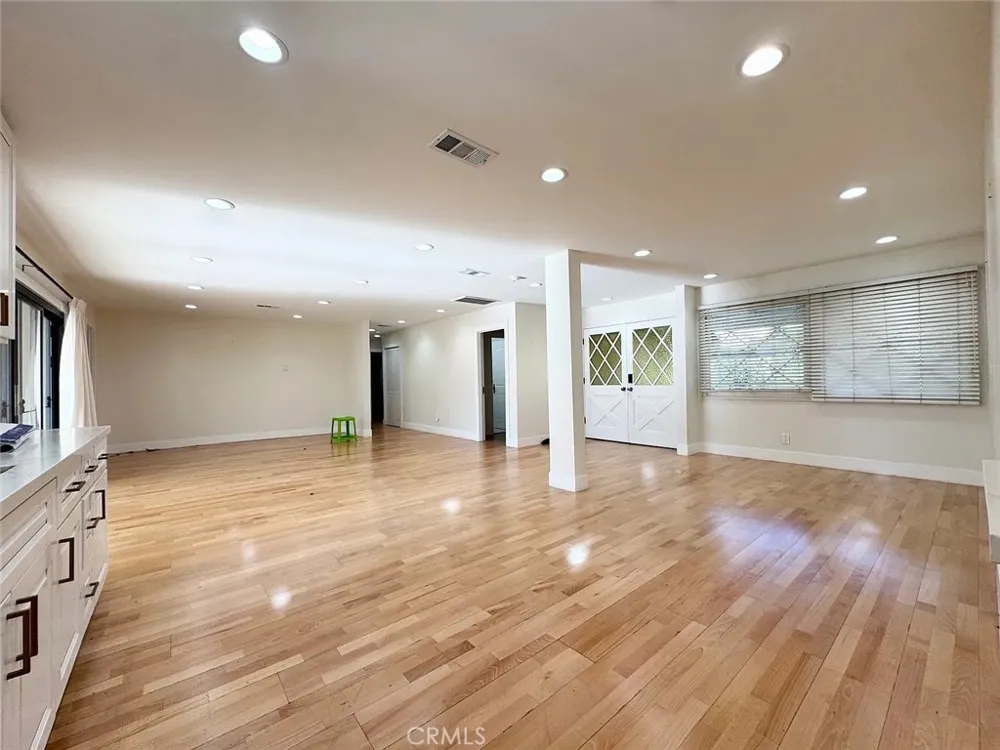 2215 El Monte Arcadia, CA 91007
