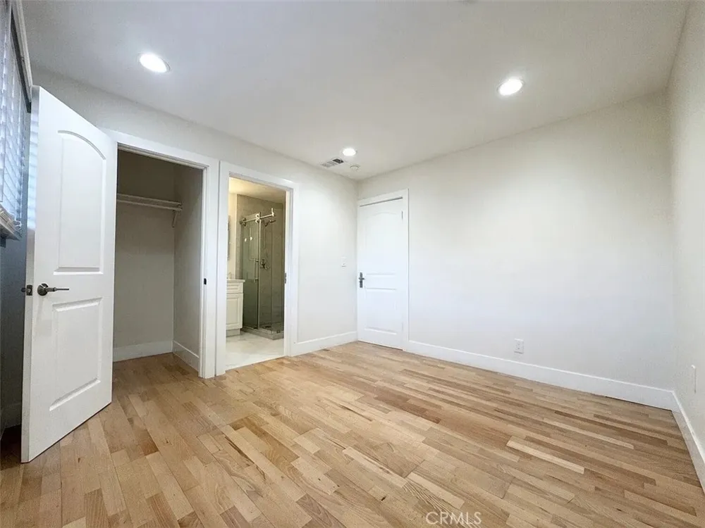 2215 El Monte Arcadia, CA 91007