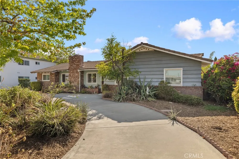 1121 Highland Oaks Drive Arcadia, CA 91006