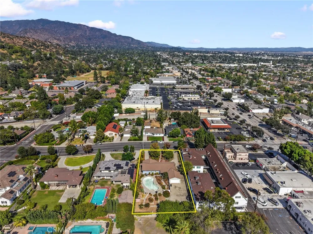 1121 Highland Oaks Drive Arcadia, CA 91006