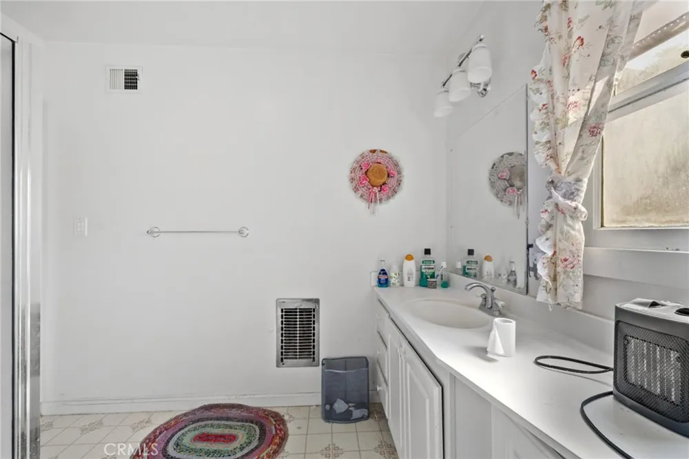 1121 Highland Oaks Drive Arcadia, CA 91006