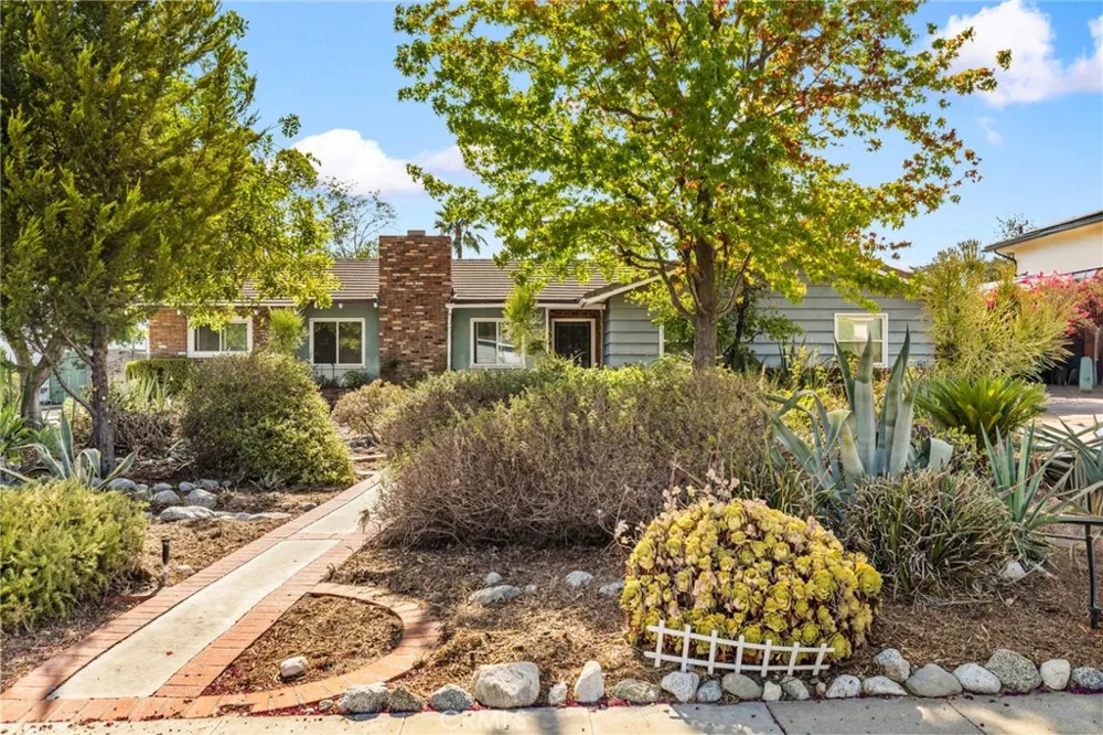 1121 Highland Oaks Drive Arcadia, CA 91006