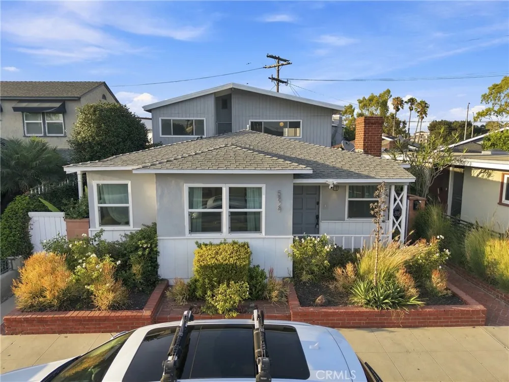 5829 E 2nd Long Beach, CA 90803