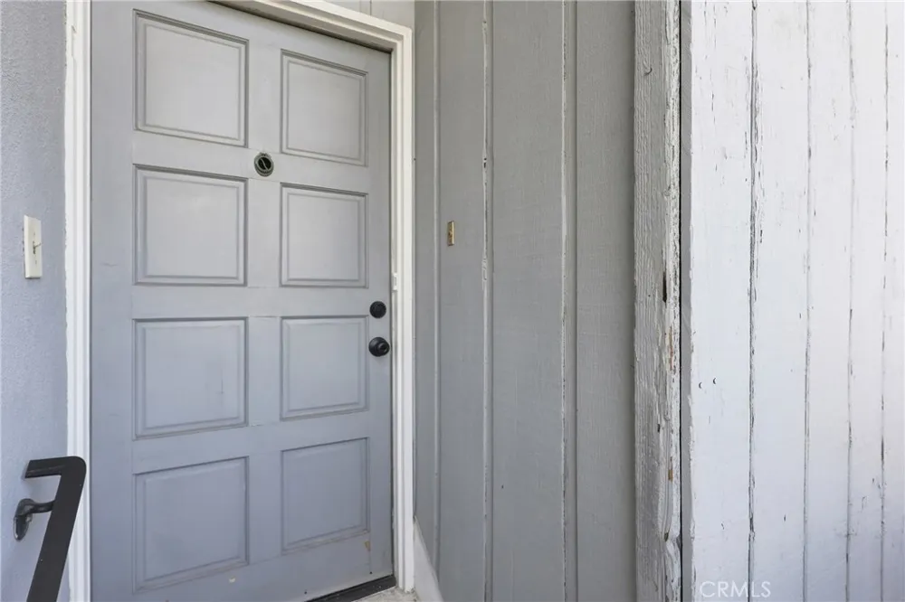 5829 E 2nd Long Beach, CA 90803