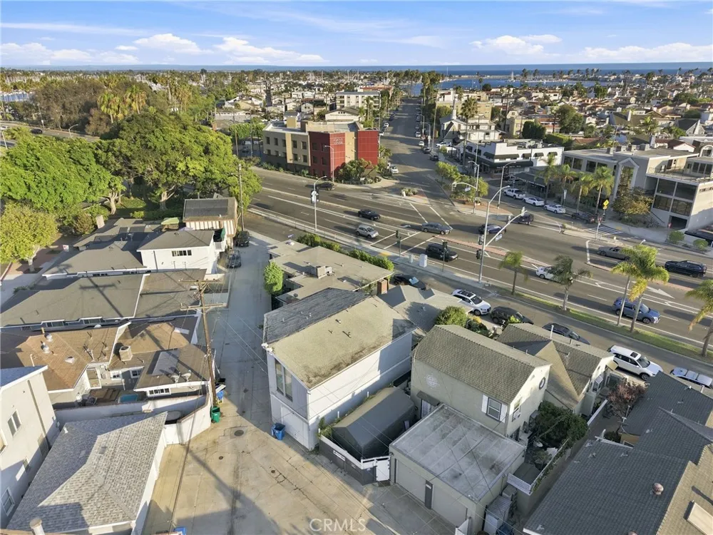 5829 E 2nd Long Beach, CA 90803