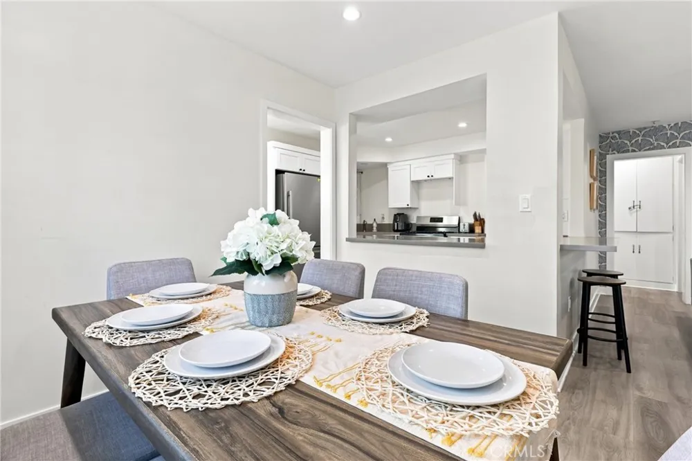 5829 E 2nd Long Beach, CA 90803