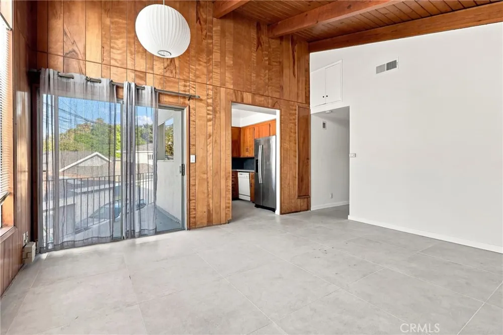 5829 E 2nd Long Beach, CA 90803