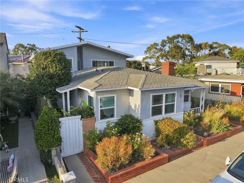 5829 E 2nd Long Beach, CA 90803