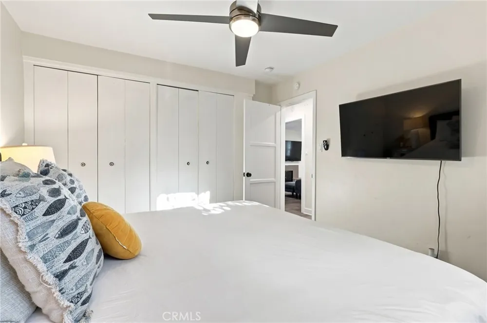 5829 E 2nd Long Beach, CA 90803