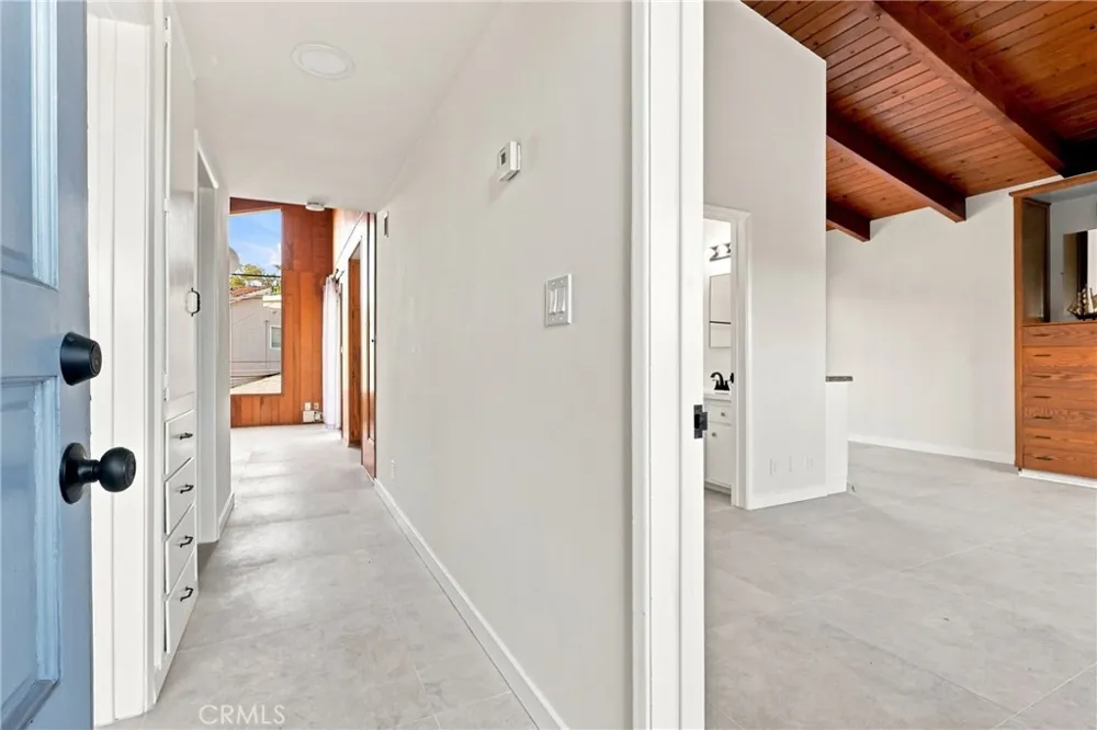 5829 E 2nd Long Beach, CA 90803