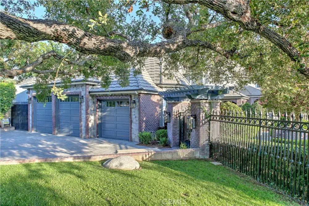 1016 Briarcliff Road Monrovia, CA 91016