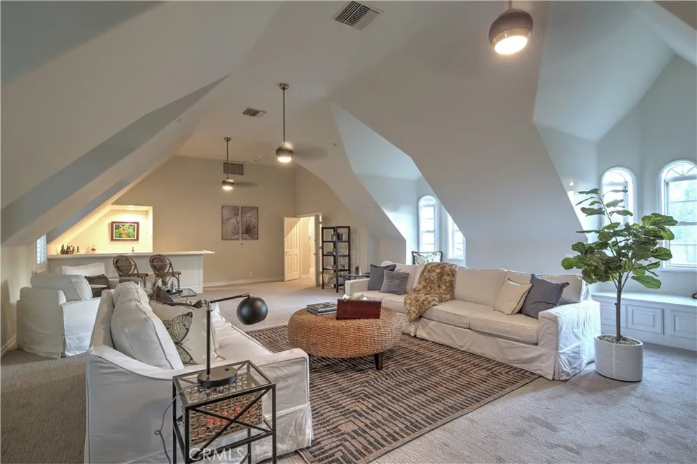 1016 Briarcliff Road Monrovia, CA 91016