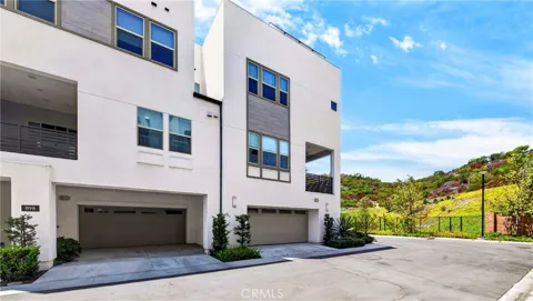 888 Poppy Court