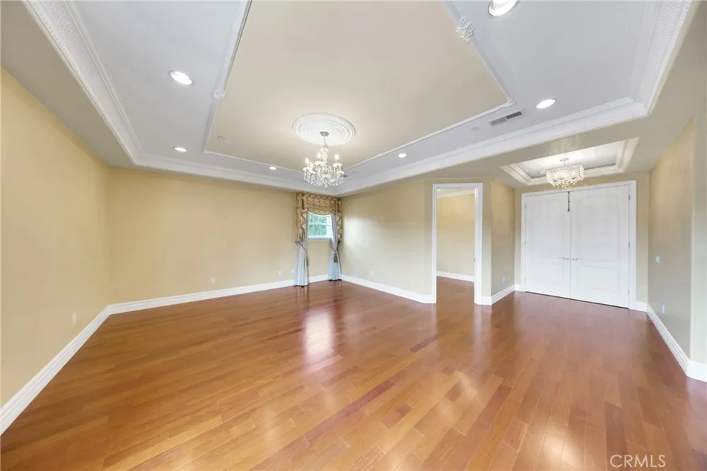 2041 S 6th Arcadia, CA 91006