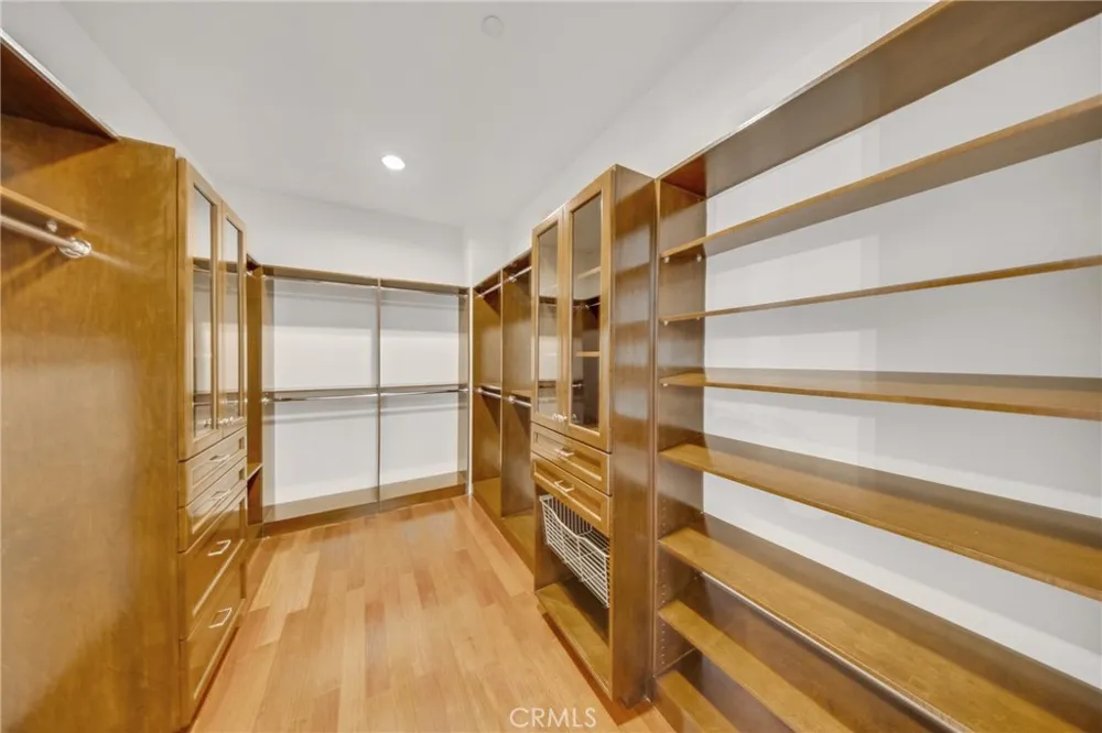 2041 S 6th Arcadia, CA 91006