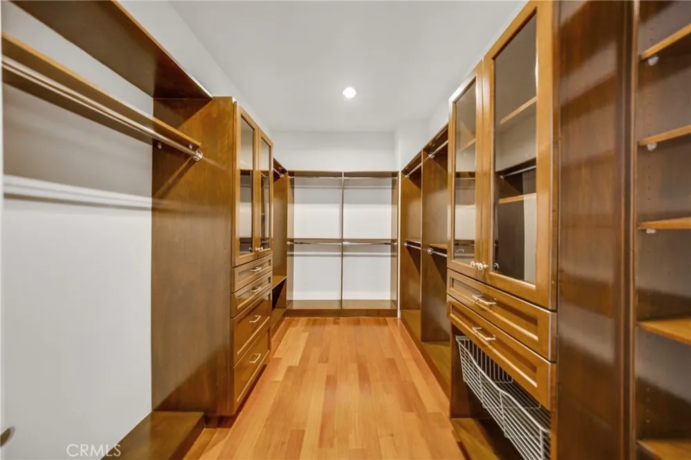 2041 S 6th Arcadia, CA 91006