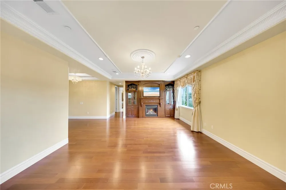 2041 S 6th Arcadia, CA 91006