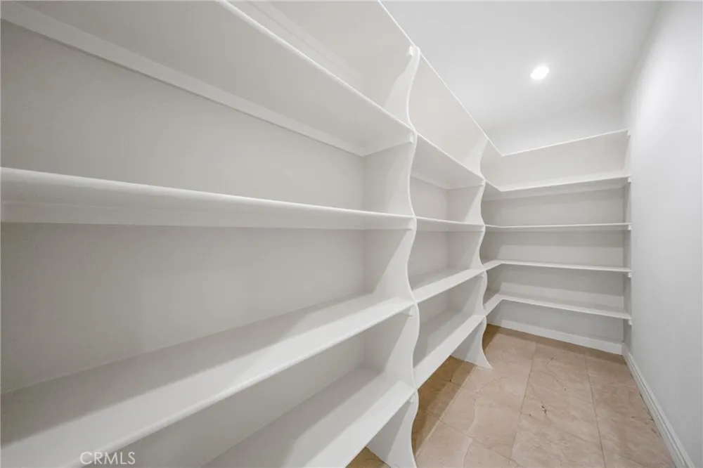 2041 S 6th Arcadia, CA 91006
