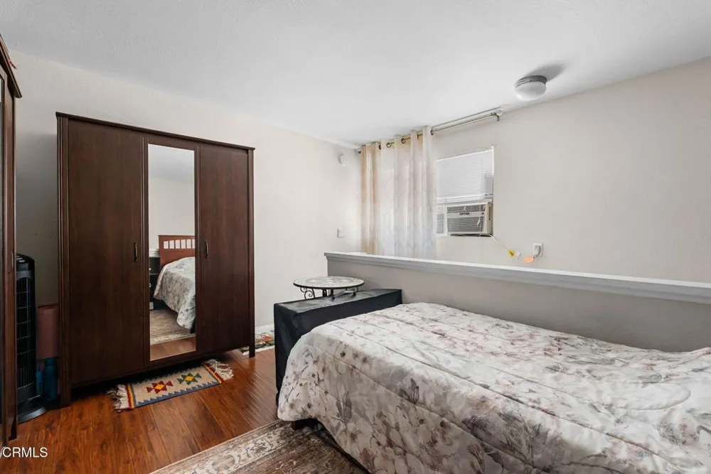 5565 Canoga Avenue #312 Woodland Hills, CA 91367